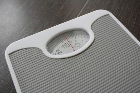 6 bizarních triků, jak urychlit hubnutí: spalujte tuk netradičním způsobem!