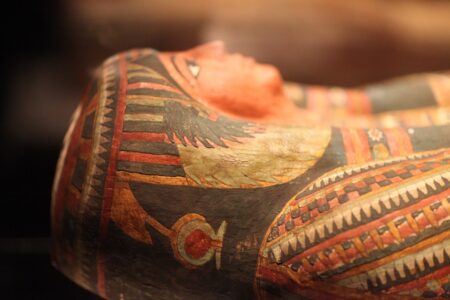 Analýza DNA téměř stovky egyptských mumií vědce šokovala. Podařilo se jim částečně zrekonstruovat genom